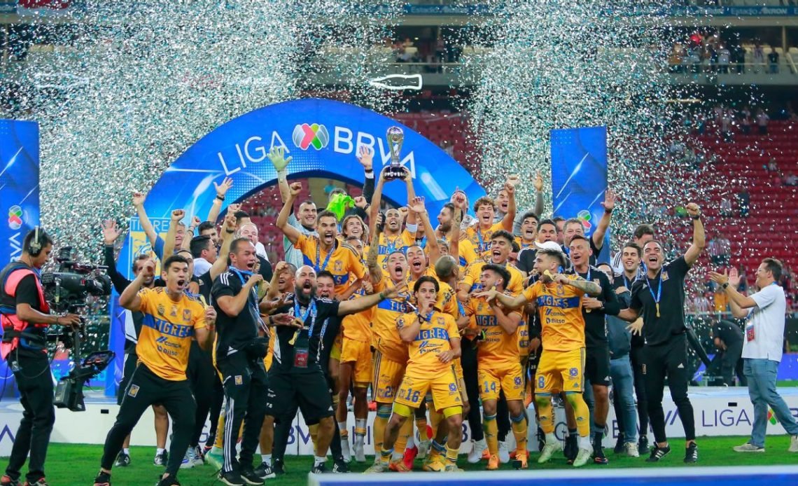 Chivas de Guadalajara vs Tigres UANL Lineups & Starters 2026