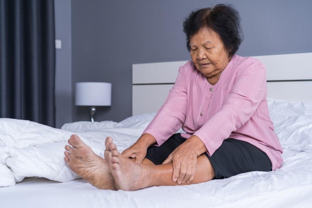 Why Do My Legs Feel Heavy and Weak All the Time? 2026