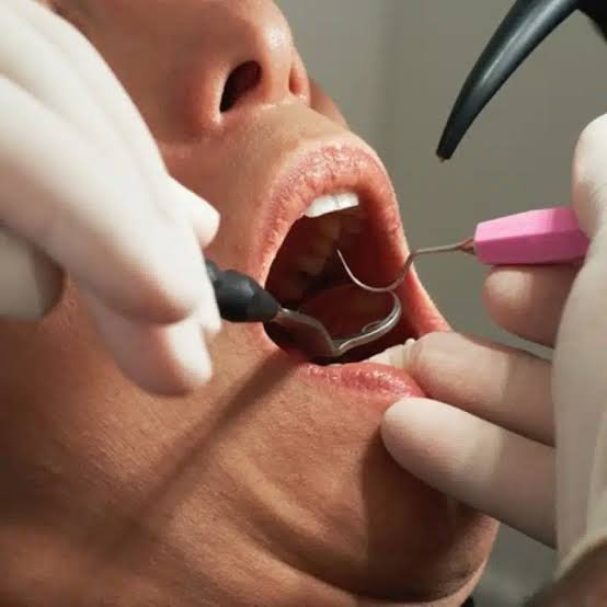 Why Do My Bottom Teeth Hurt All of a Sudden? Common Causes 2026