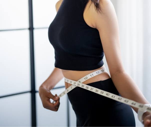 Why Am I Gaining Weight on HRT? Causes & Solutions 2026