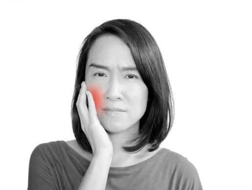 Why Is My Jaw Locking? Causes, Symptoms, and How to Get Relief 2026